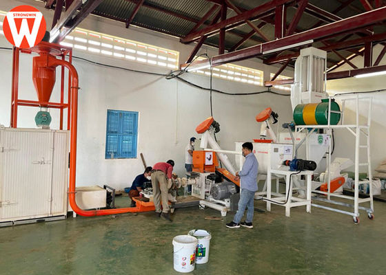 Dry Type 300KG/H Fish Feed Production Line 90KW For Aqua Animals