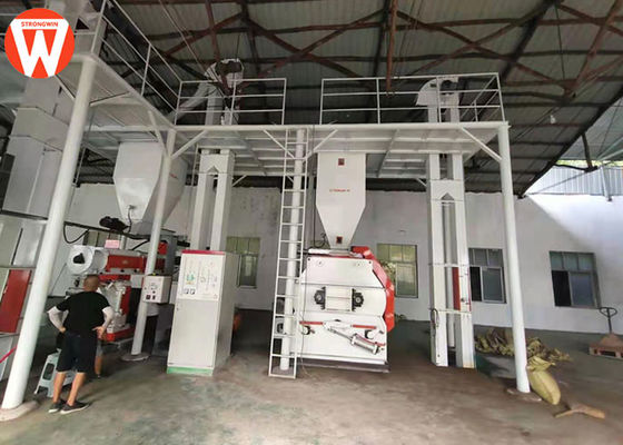 0.9MM Poultry Animal Feed Pellet Production Line 550KW Batching Mixing